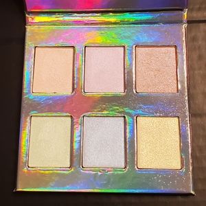 Naked Cosmetics Holographic Highlighter